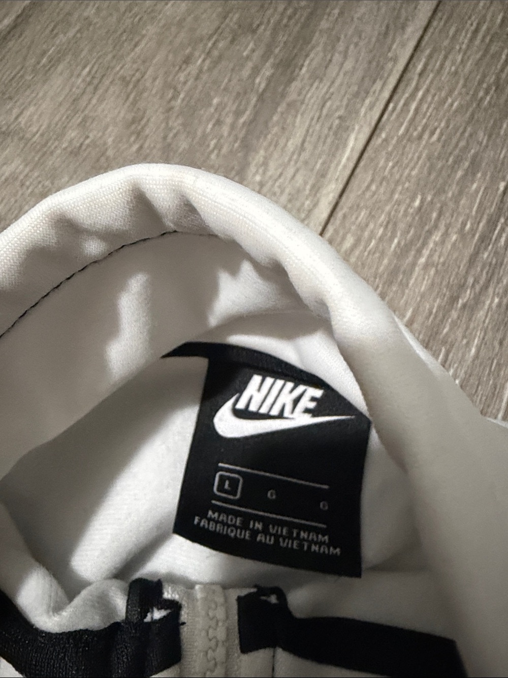 Nike women’s zip up jacket - Picture 5 of 5